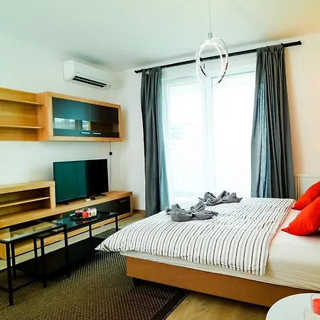 Corvin Promenade Aparthotel 3*