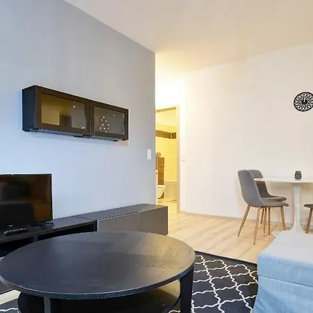 Aparthotel Corvin Promenade 3*