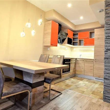 Aparthotel Corvin Promenade 3*