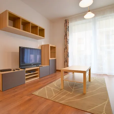 Aparthotel Corvin Promenade 3*